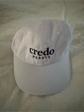 Credo Beauty White Baseball Cap